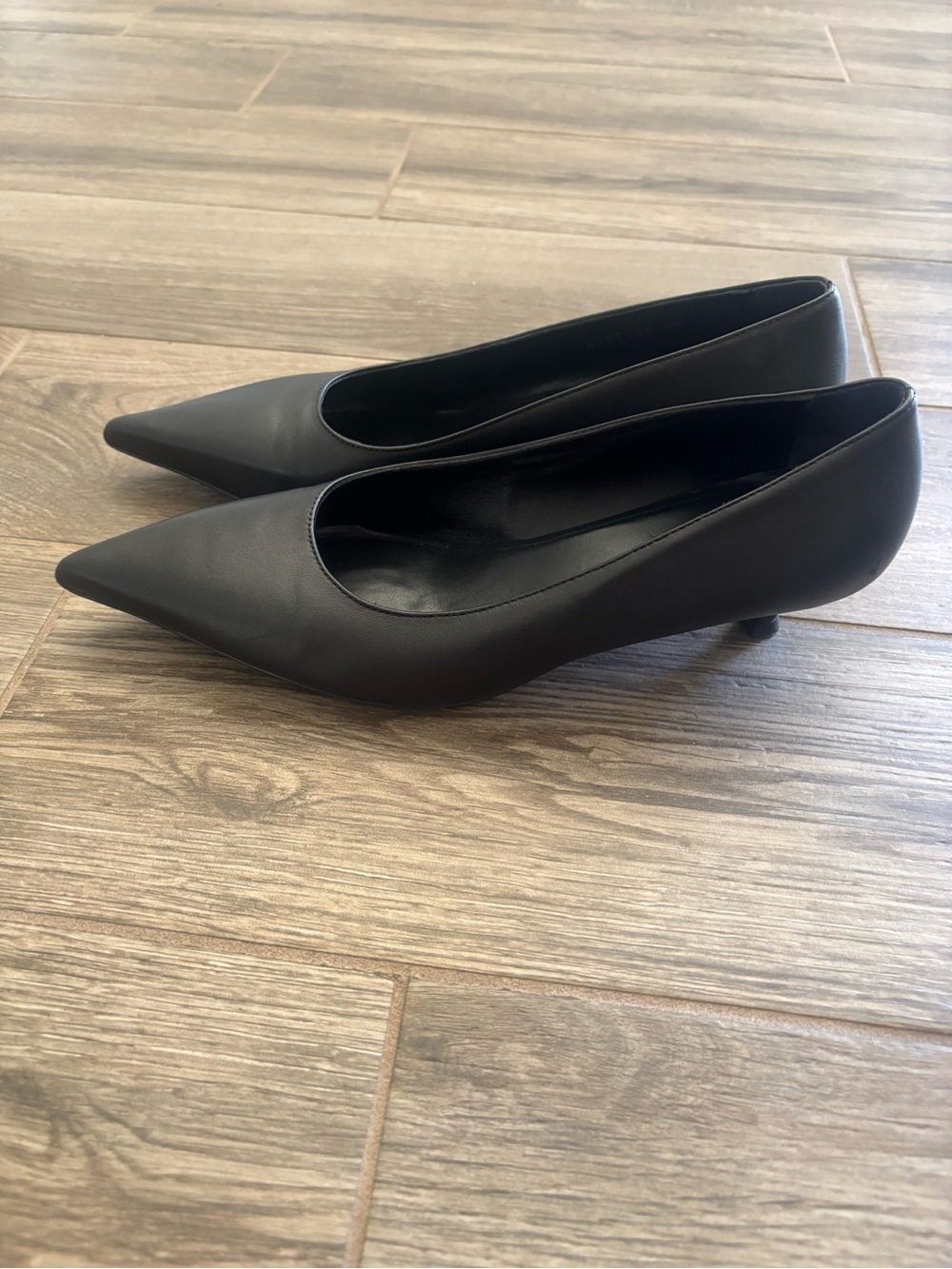 Agl Black Pointed-Toe Low-Heel Pumps